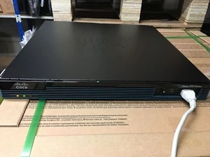 Cisco 2901 K9 V06 2900 Series Router (Cisco2901/K9 V06) - Imagen 1 de 6