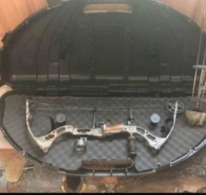 Parker compound bow right hand 70lbs package - Picture 1 of 4