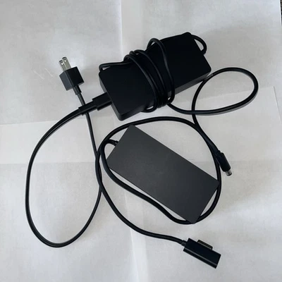 Estación de acoplamiento Microsoft 1661 para Microsoft Surface Pro 3, 4 Foto 1 de 3