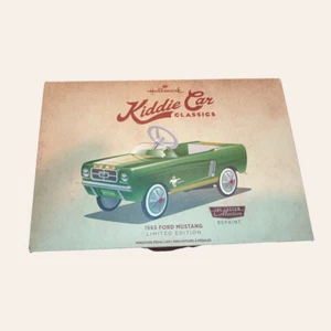 HALLMARK 1965 FORD MUSTANG "KIDDIE CAR CLASSICS" LARGER SIZE PEDAL CAR REPLICA - Picture 1 of 3