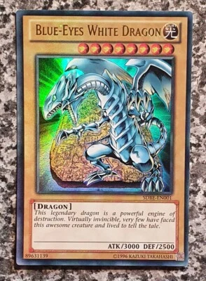 Yugioh Misprint SDBE-EN001 Blue Eyes White Dragon Ultra Rare 2013 - Bild 1 von 4