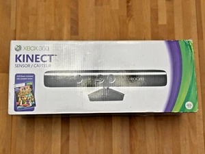 NEW Microsoft Xbox 360 Kinect Motion Sensor Bar w/Kinect + 4 Games - Foto 1 di 12
