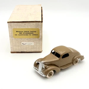 Fundiciones de vehículos en miniatura - Studebaker 1937 - escala 1:43 - Imagen 1 de 8