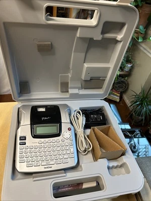 Brother P-Touch PT-2110 PC-CONNECTABLE LABELING SYSTEM Printer/Case - Image 1 of 4