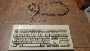 Vintage 1987 IBM Model M Mechanical Keyboard 1391401 **READ** - Photo 1/8
