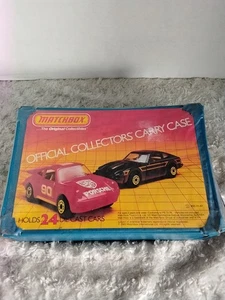 Vintage Konvolut Matchbox/ Hot Wheels und andere Autos. Mit Matchbox Koffer. SIEHE FOTOS - Bild 1 von 24