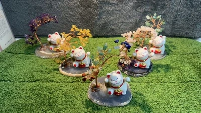 Árbol de cristal para gato de la suerte oscilante automático - sin carga Foto 1 de 4