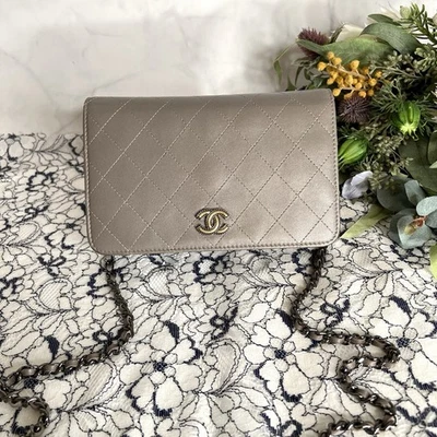 Bolso de Hombro Chanel Cartera con Cadena Piel de Cordero Gris Matelasse *Rango AB* Foto 1 de 4