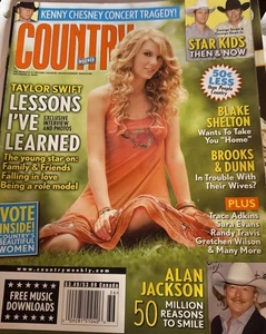 TAYLOR SWIFT Country Music Weekly Dec 8 2008 INTERVIEW & PHOTOS NICE!! - Picture 1 of 5