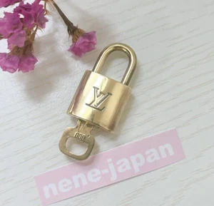 LOUIS VUITTON PadLock Lock & Key Brass Gold Authentic Number random JP 1DAY/S - Picture 1 of 6