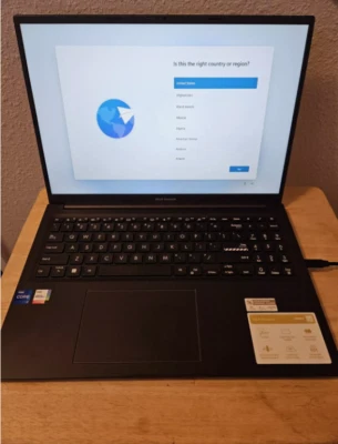 ASUS VivoBook 16 WUXGA Laptop Intel Cire i7 13700H 16GB RAM 1TB SSD Black - Image 1 of 2