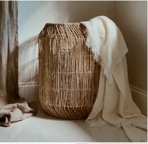 Round Wicker Woven Hamper 21" Tall, 18" Diameter #30149 Brand New in Box - Picture 1 of 6