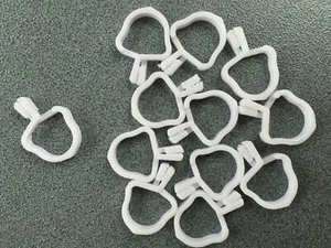 24 Stück Handtuchhalter Haken Aufhängeclips Aufhängeöse Handtuchhaken Haken - Bild 1 von 1