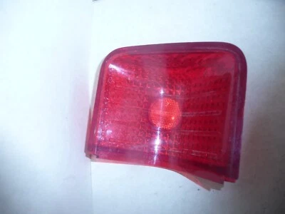 NOS 2606374 1967 道奇 Polara Monaco Wagon 右尾灯镜头 — 第 1/4 张图片