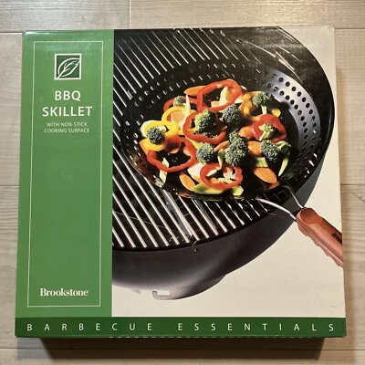 BROOKSTONE BARBACOA ESENCIAL SARTÉN BARBACOA ANTIADHERENTE NUEVA EN CAJA Foto 1 de 2