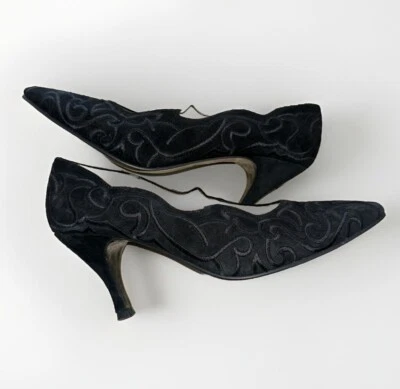 Vintage 90s Rush Hour Express Black Flame Suede Kitten Heels Size 7.5 - Image 1 of 4