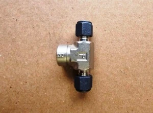 Parker 4-4-4 OBZ-SS CPI Female Branch Tee 316SS, 1/4”  x 1/4" x1/4" Ferrule - Picture 1 of 5