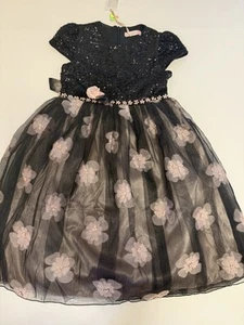 Pembekelebek’s Girl Dress Size 10-11 Years Comes With Small Bag - Picture 1 of 13