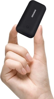 Mini Power Bank 10000mAh Leggero, Caricatore Portatile Type-C Veloce 2.4A Totali - Immagine 1 di 4