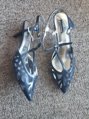 J.Renee Women Shoes Sz 13 - Image 1 of 3