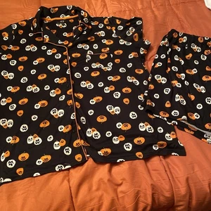 Halloween Pyjama Set Pull Top & Shorts - 2X Damen Kürbisse - Bild 1 von 12