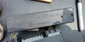 W126 W124 300E 560SEL 420SEL 300CE HELLA LIGHT MODULE CONTROL 1265420132 OEM - Picture 1 of 2