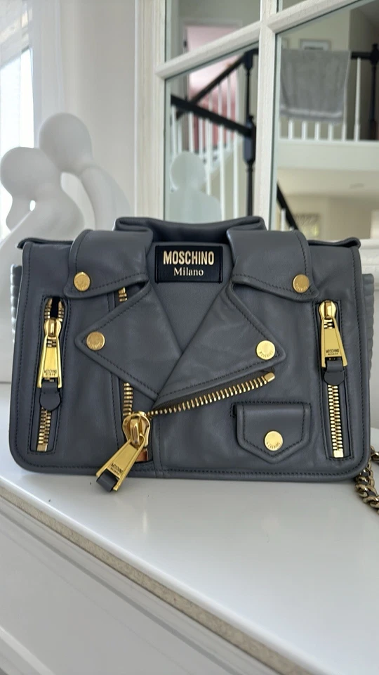 bolso chaqueta motera moschino Foto 1 de 4