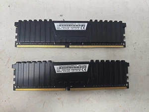 Pair (2) Corsair Vengeance LPX CMK32GX4M2A2666C16 32GB (2x16GB) DDR4-2666MHz RAM - Afbeelding 1 van 8