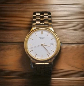 Seiko Mens Day & Date Quartz Vintage Gold Tone Watch V743-8069 Lovely Watch - Picture 1 of 7