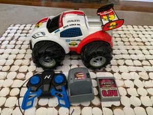 coche teledirigido nikko anfibio