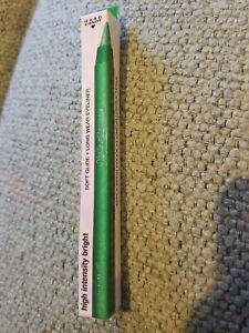 Hard Candy Stroke of Gorgeous Pencil Eyeliner, 1274 Kryptonite (green)