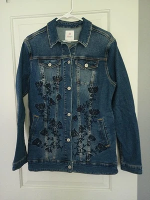 Lularoe Jean Jacket Size Large ,Slim, Floral Embroidery EUC - Image 1 of 4