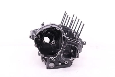 Yamaha YZF R1 1000 2013 09-14 OEM cárter de motor extremo inferior M131 Foto 1 de 4