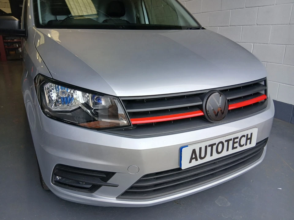 Cinta descromada roja vinilo rejilla superior se adapta a VW T6 CADDY MK4 5m rayas - Imagen 1 de 1