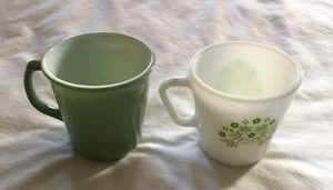 Lot Of 2 Pyrex Mugs Summer Impression Flower & Sage Green Mug - Picture 1 of 12
