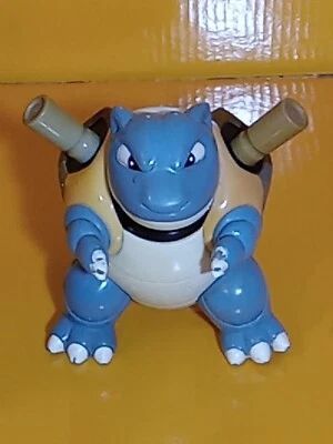 "FIGURA DE COMBATE POKÉMON Vintage BLASTOISE HASBRO TOY 2000 4"" Water Blaster" Foto 1 de 4
