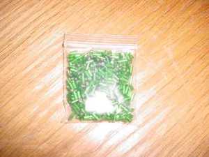 GLASS BUGLE BEADS 2 MM 1 OZ FREE S/H GREEN - Picture 1 of 1