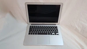 Apple MacBook Air Mid 2013 13" Laptop Intel Core i5 4GB 250GB SSD High Sierra - Zdjęcie 1 z 21
