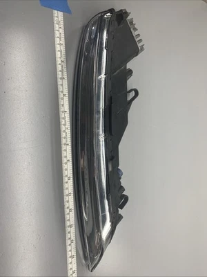 2015-2018 Porsche Cayenne Left LH Driver Side Fog Light T7P5027 OEM - Image 1 of 4