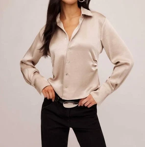 Fifteen Twenty Tawnie Satinhemd mit Seitenfalte Größe S - Bild 1 von 5