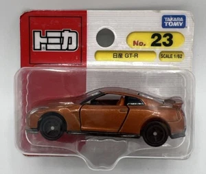Tomica No.23 Nissan GT-R BP Tamara Tomy Scale 1/62 - Picture 1 of 2