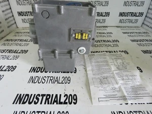 ITT GENERAL CONTROLS AH2B/AH13B HYDRAMOTOR USED - Picture 1 of 10