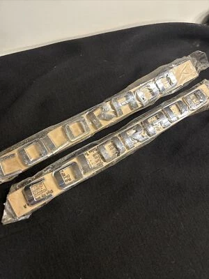 Juegos de 3 letras de emblema de Colorado para guardabarros trasero Chevrolet Colorado Foto 1 de 4