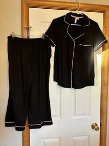 Joyspun 2-Piece Size Medium (8-10) Pajama Set Shirt & Soft Black & Pink Trim NWT - Picture 1 of 21