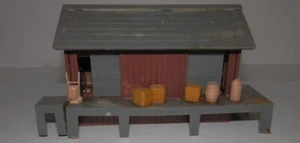Bachmann HO 1:87 Scale Freight Depot - 5.5" x 2.75" - Picture 1 of 5
