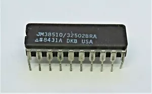 Controlador de bus JM38510/32502BRA, serie LS, 1 función, 8 bits, salida verdadera, TTL, CDIP20 - Imagen 1 de 3
