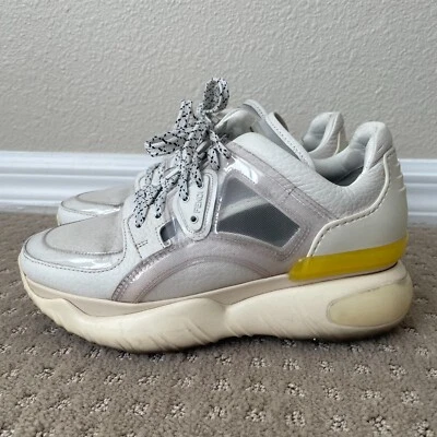 Auténticas zapatillas de plataforma FENDI para mujer EE. UU. 5,5 UE 35,5 blancas amarillas de diseñador Foto 1 de 4