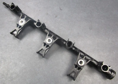 Оригинальная направляющая топливной форсунки Yamaha 2013-2023 VXR Waverunner FX AR SX VXS VX Limited - Изображение 1 из 4