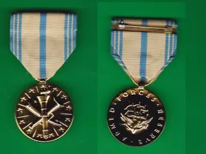 MEDALLA DE RESERVA DE LAS FUERZAS ARMADAS DE LOS ESTADOS UNIDOS ANODIZADA DE LA MARINA - Imagen 1 de 1