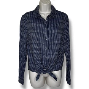 Camicia Roxy blu manica lunga con bottoni e cravatta davanti - Foto 1 di 16